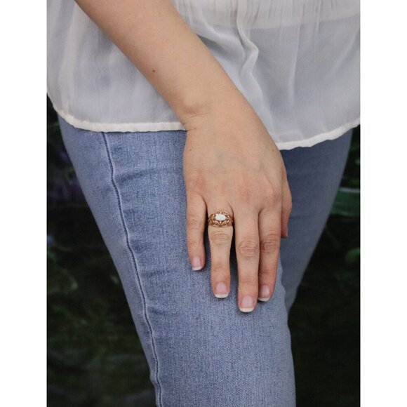 14k Yellow Gold Natural Opal Filigree Ring Size 6 - Picture 4 of 8